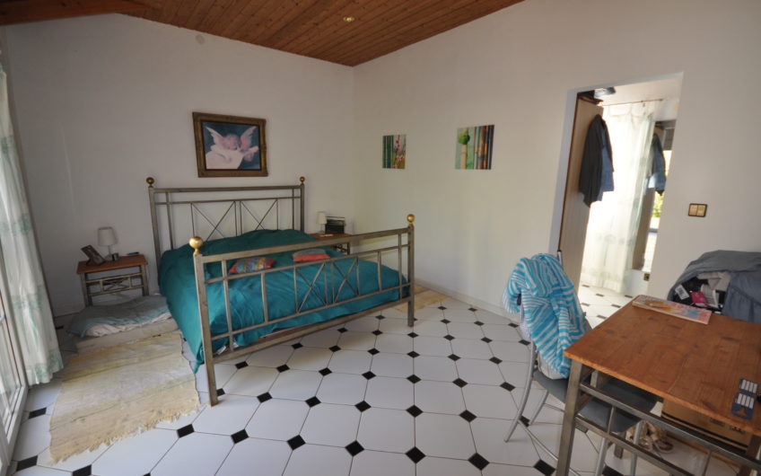 Villa, Guía de Isora