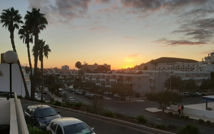 Summerland, Los Cristianos
