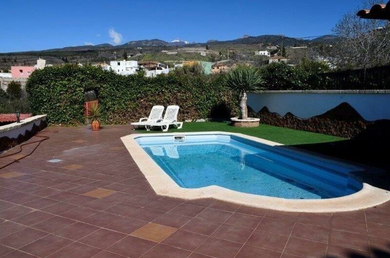 For sale independent villa in Taucho