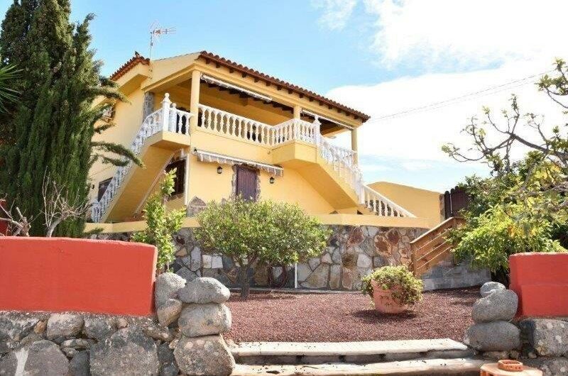 For sale independent villa in Taucho