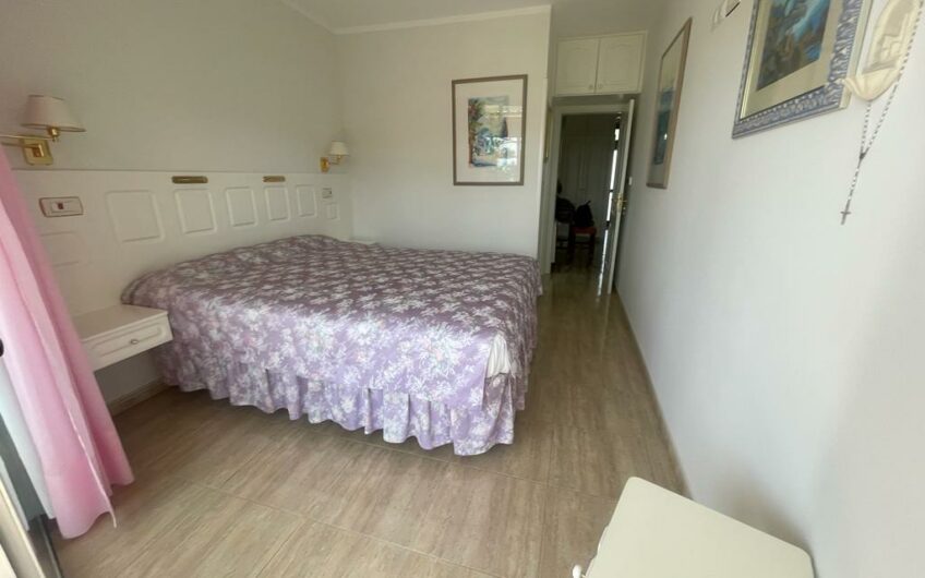 Primera línea de mar en Los Cristianos, Santa Amalia