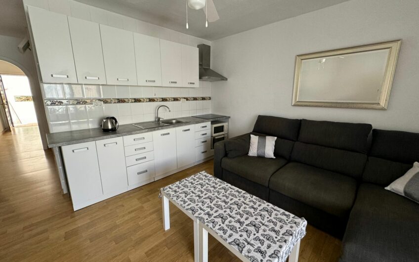 Los Cristianos, Victoria Court I