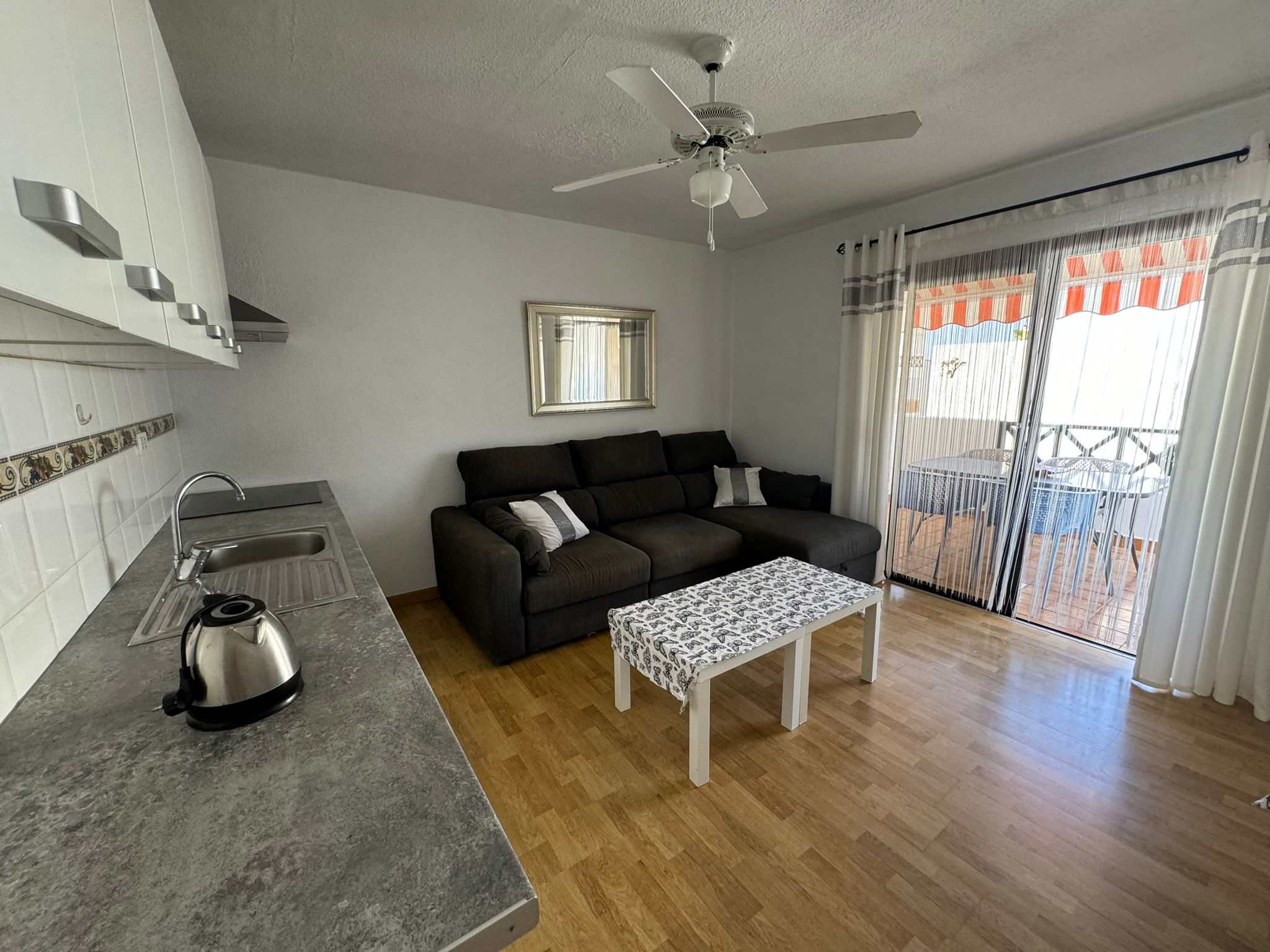 Los Cristianos, Victoria Court I