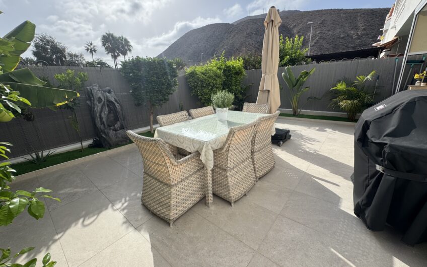 Los Cristianos, Vista Hermosa