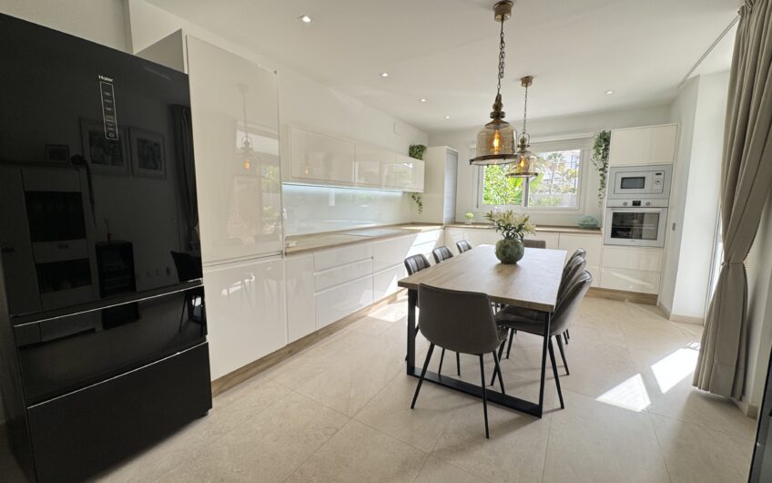 Los Cristianos, Vista Hermosa