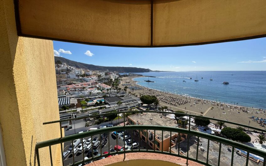 Torres del Sol, Los Cristianos